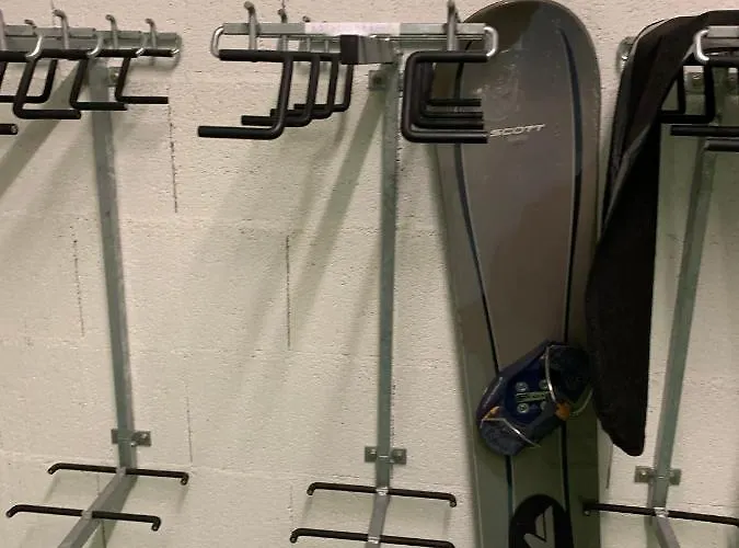 By Quokka 360 - Practical For Skiers *